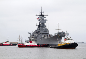 USS_Iowa_Crowley USS_Iowa_Crowley
