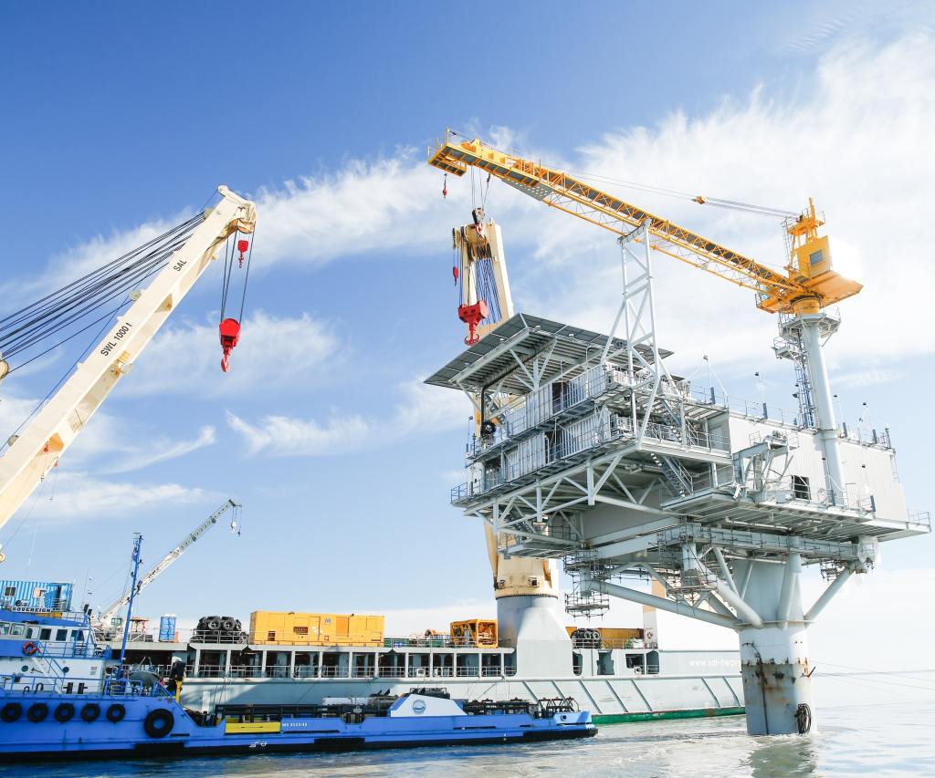 marine ops and heavy lift hero