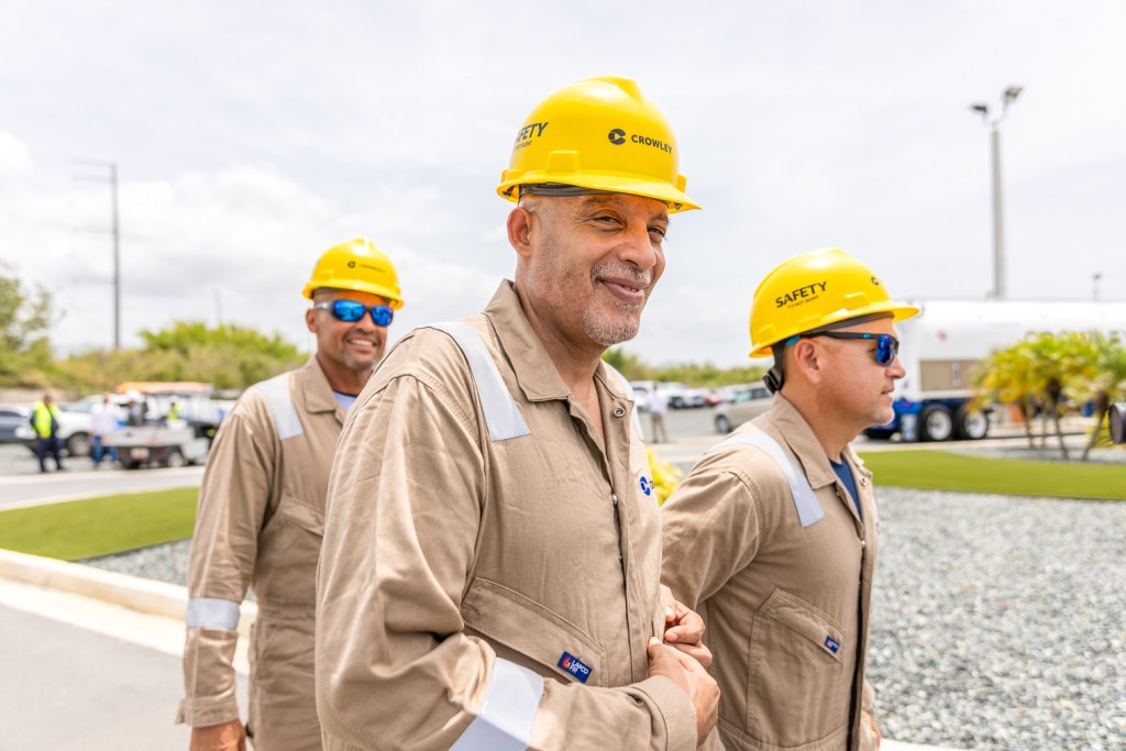 men from mariner workforce